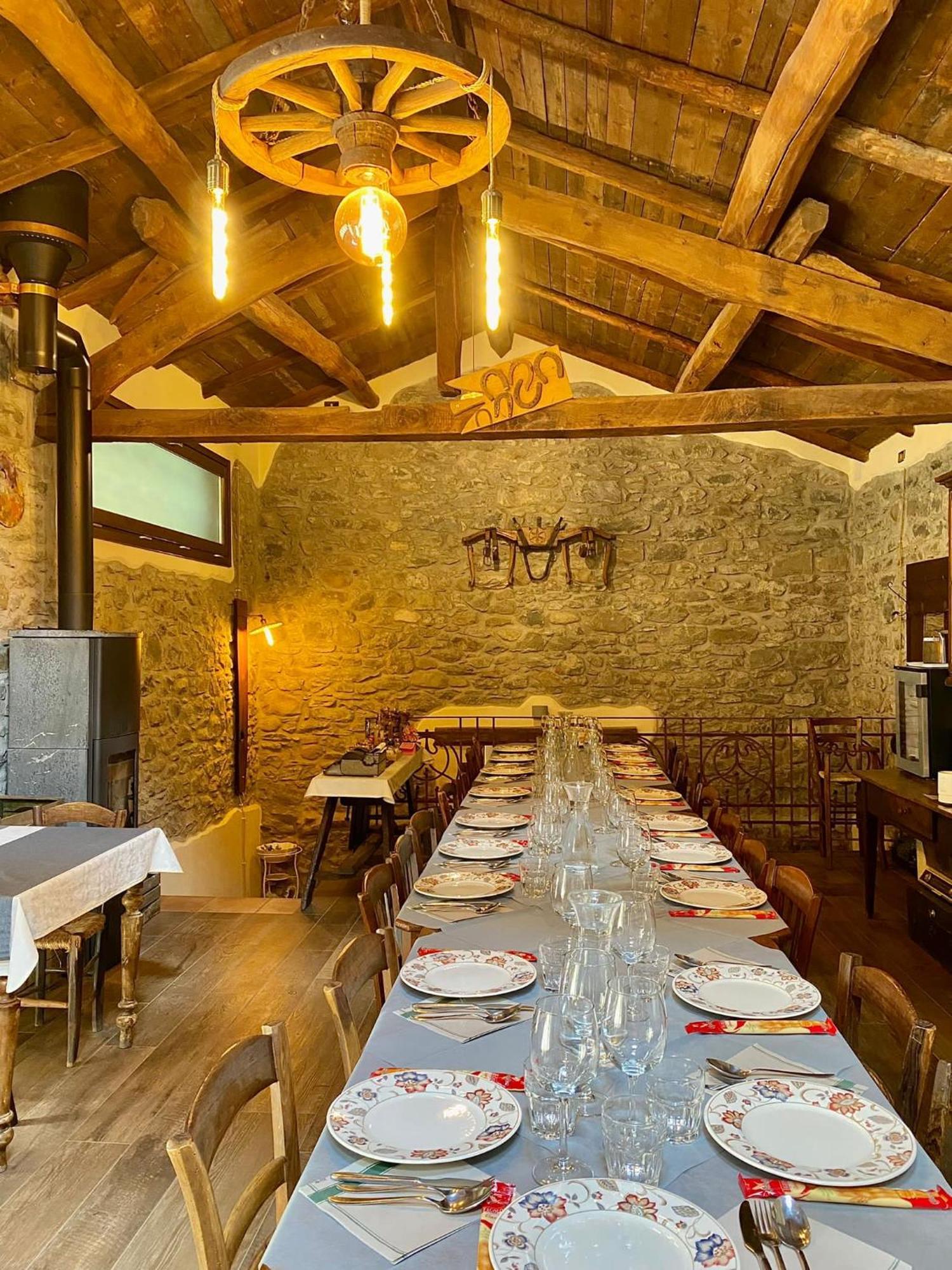 Hotel Locanda Centolaghi à Valditacca Extérieur photo